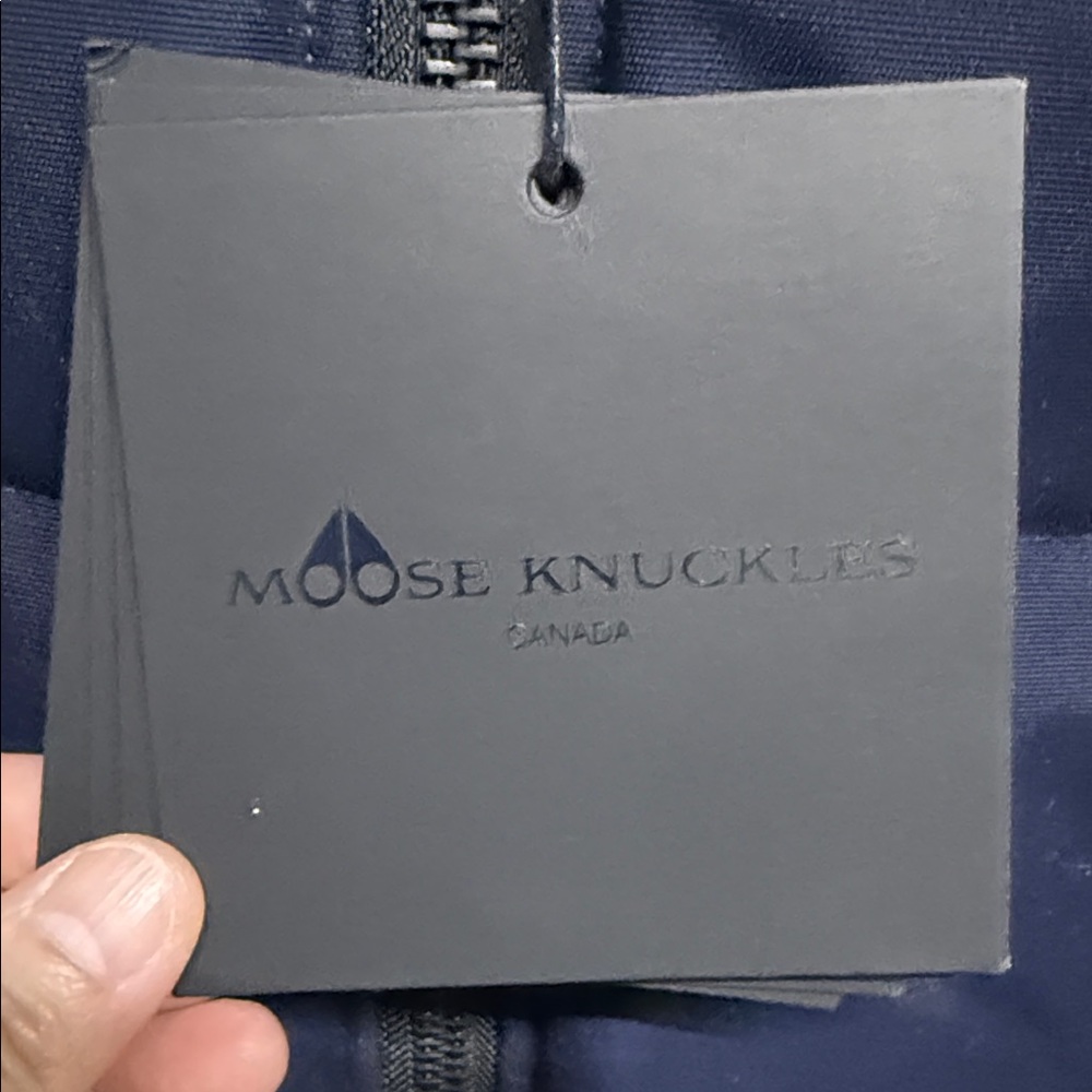 Moose Knuckles Dark Blue Hooded Puffer Jacket - Picture 4 of 8
